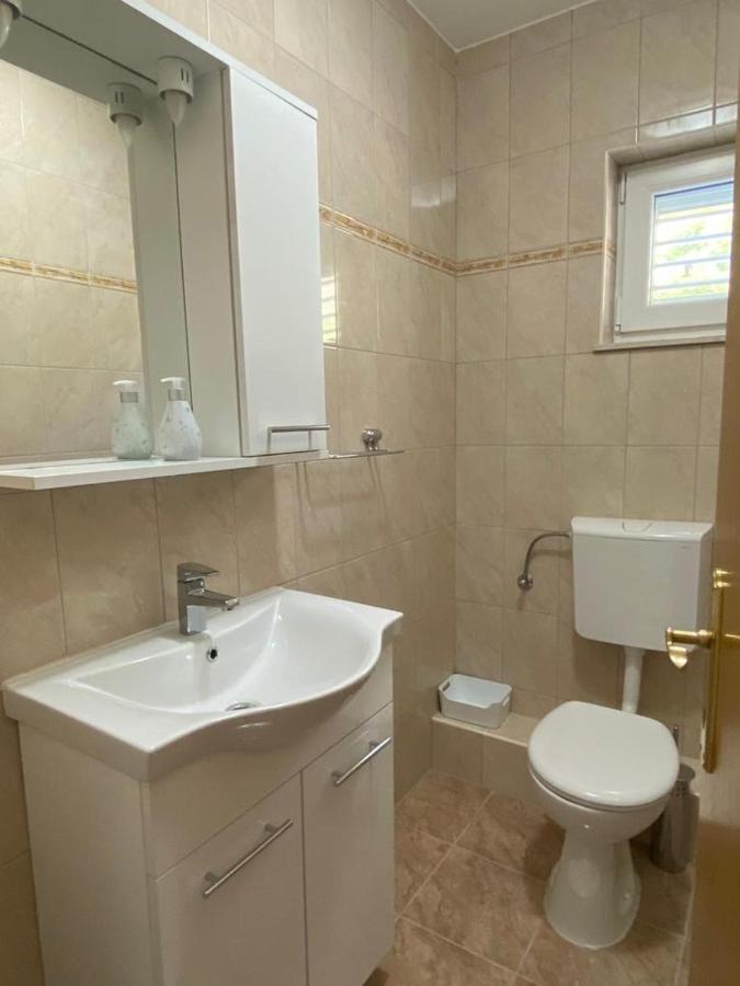 Panorama Apartment Jakov Omis Exterior photo