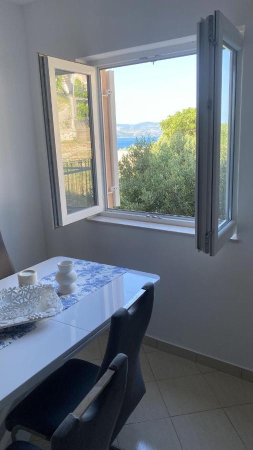 Panorama Apartment Jakov Omis Exterior photo